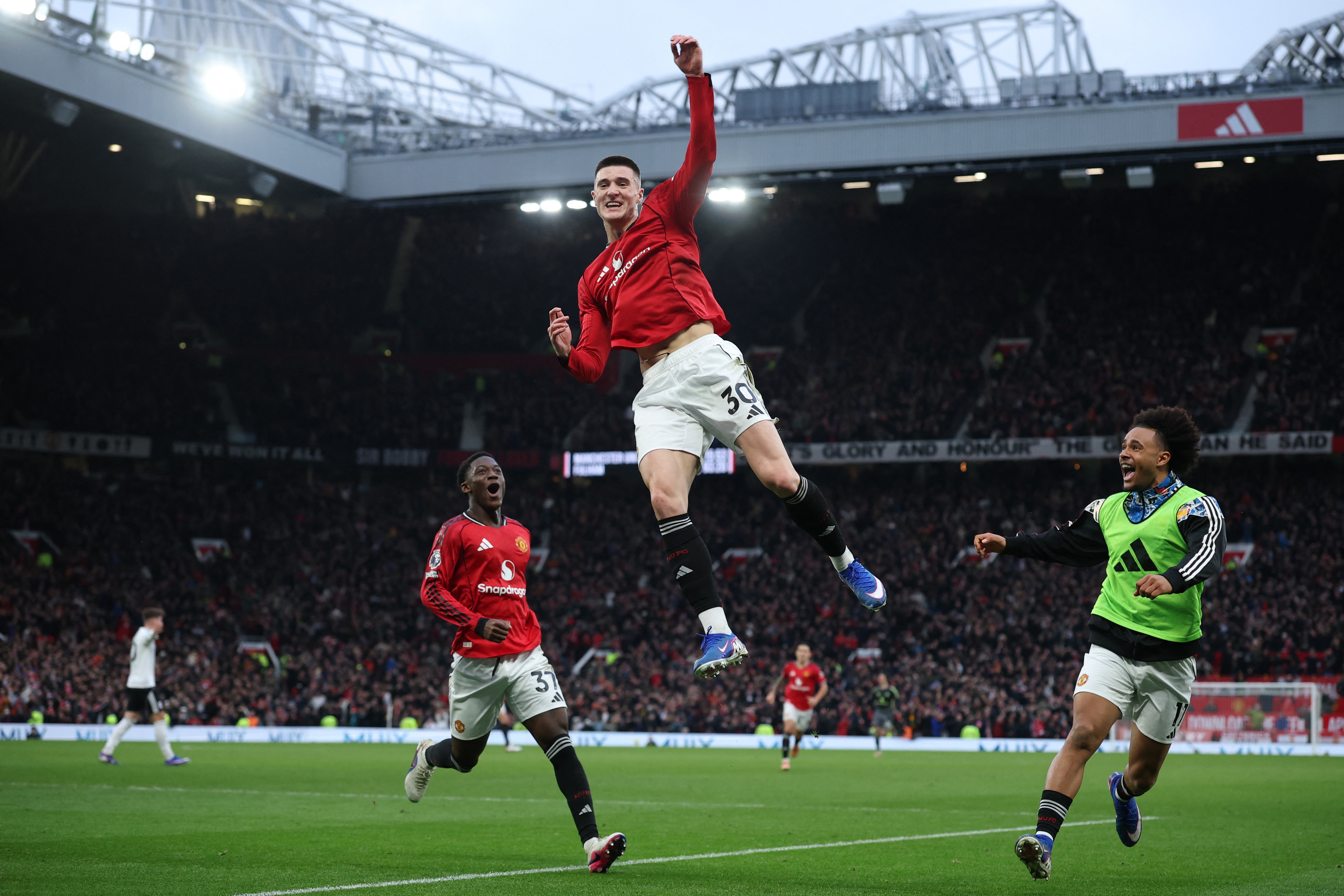 华体会登录-TA：萨尔茨堡员工曾因担心舍什科过度训练没收他的健身房手环